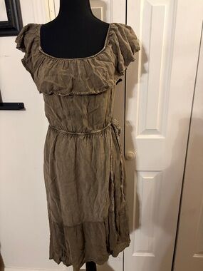 EARTHBOUND Olive Ruffled Midi Dress